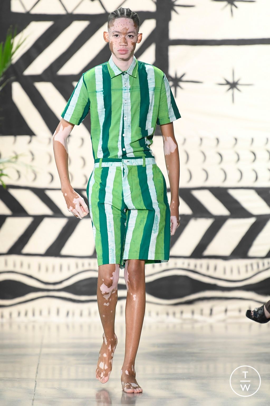 Fashion Week New York Spring/Summer 2023 look 39 from the Studio 189 collection 女装