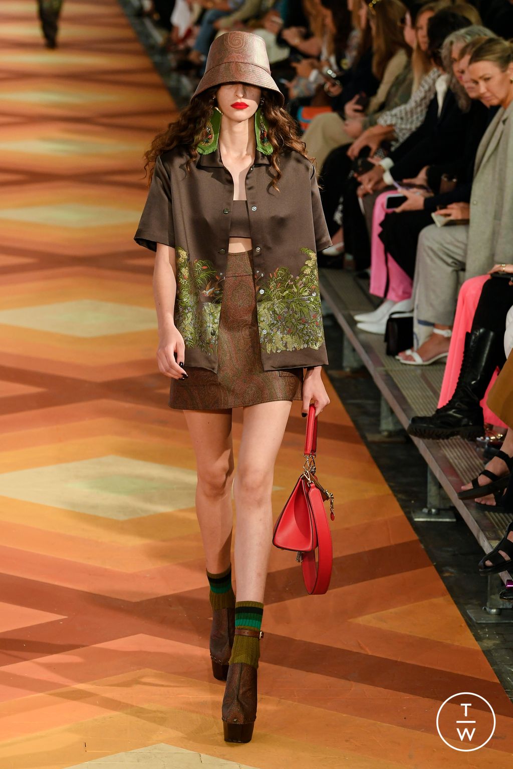 Fashion Week Milan Spring/Summer 2023 look 33 from the Etro collection 女装