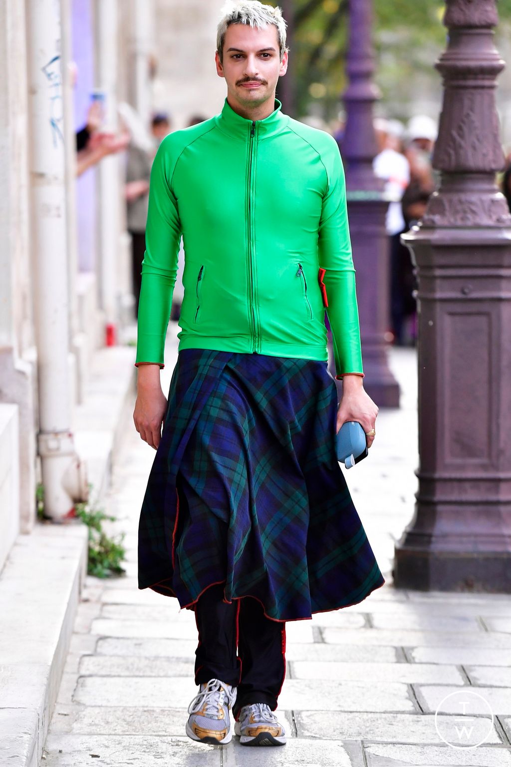Fashion Week Paris Spring/Summer 2023 look 15 from the Xuly Bët collection womenswear