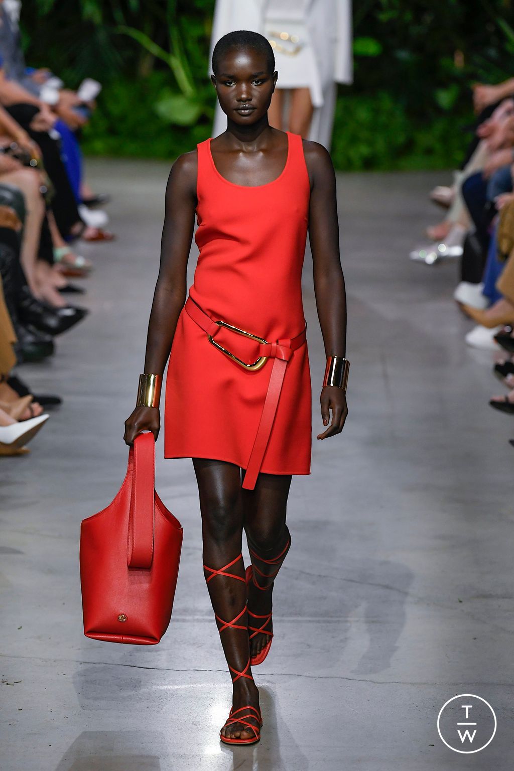 Fashion Week New York Spring/Summer 2023 look 35 from the Michael Kors Collection collection womenswear