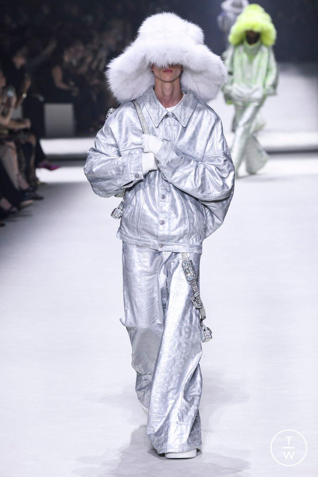 Fashion Week New York Resort 2023 look 47 from the Fendi collection womenswear