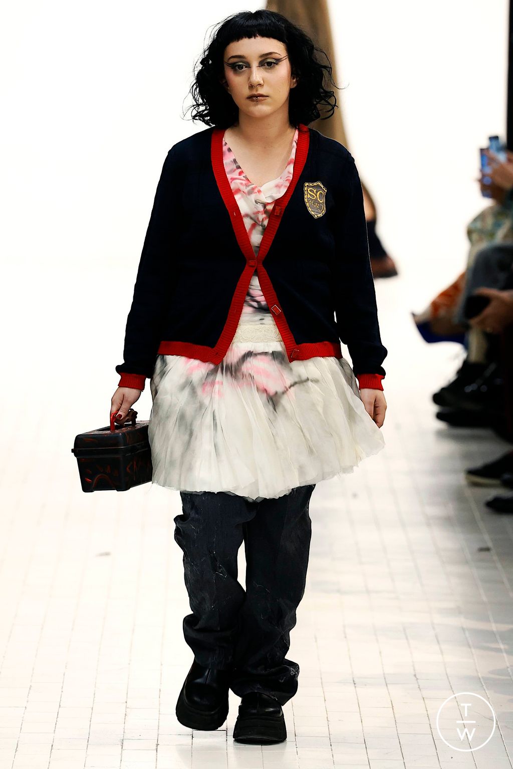 Fashion Week Milan Fall/Winter 2023 look 5 from the Simon Cracker collection 男装
