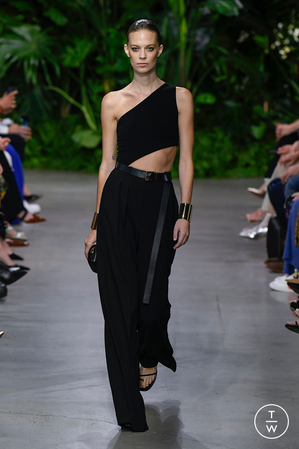 Fashion Week New York Spring/Summer 2023 look 56 from the Michael Kors Collection collection womenswear