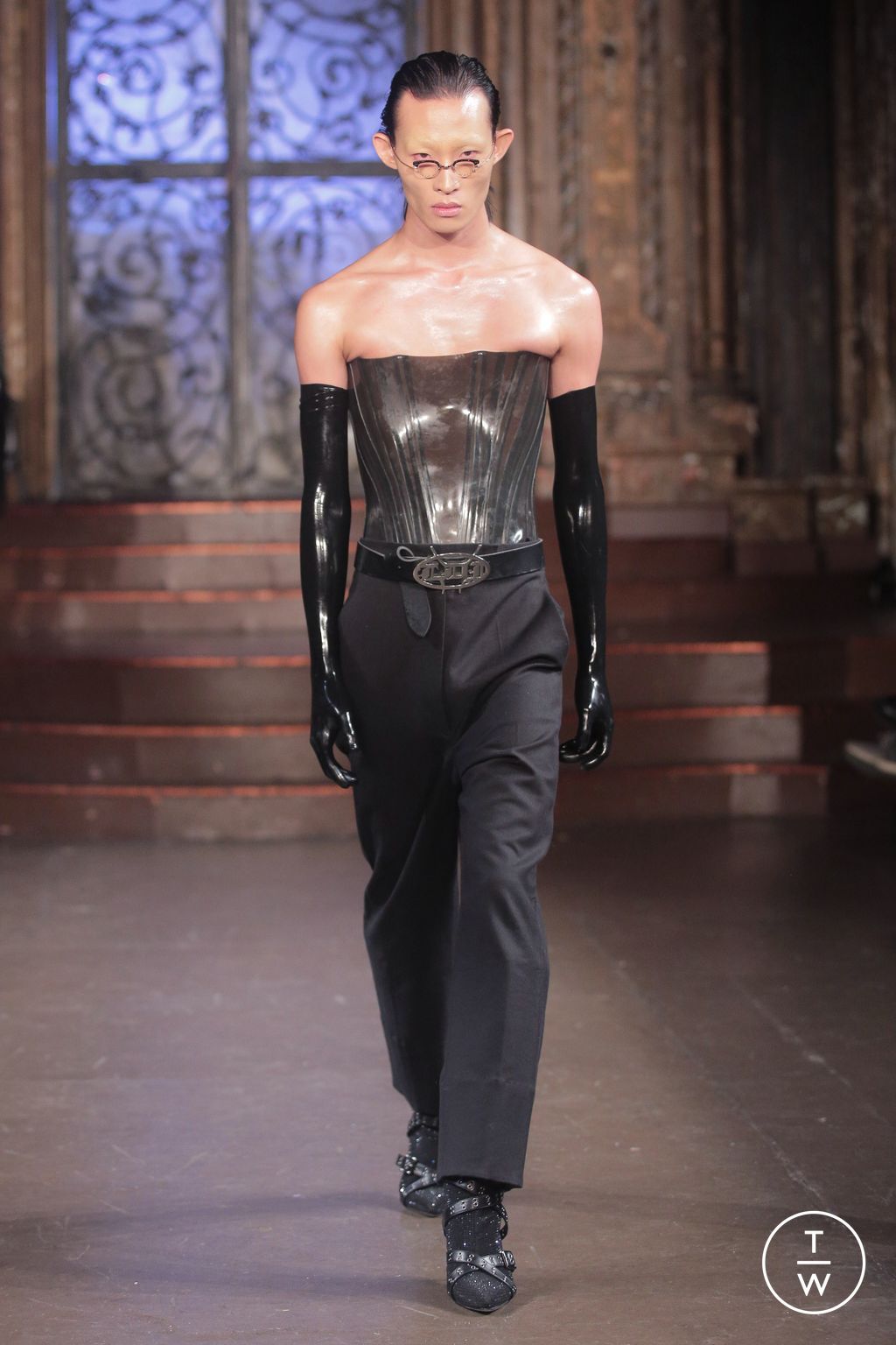Fashion Week New York Fall/Winter 2023 look 2 de la collection Luis de Javier womenswear