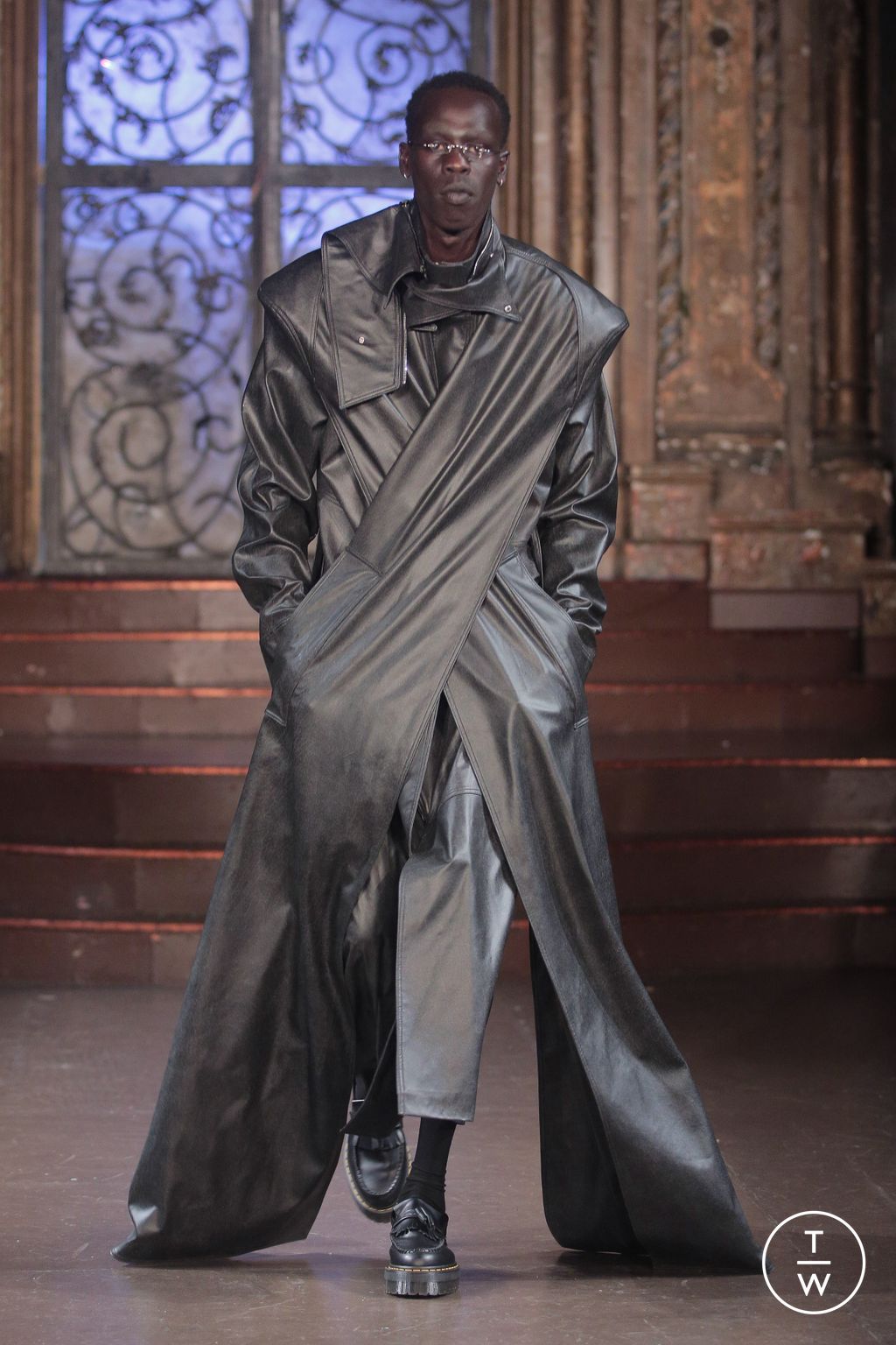 Fashion Week New York Fall/Winter 2023 look 6 from the Luis de Javier collection womenswear