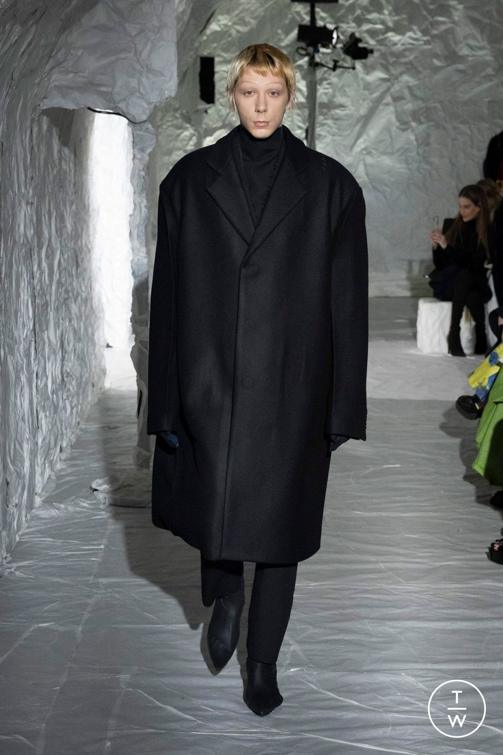 Fashion Week Milan Fall/Winter 2024 look 2 from the Marni collection 女装