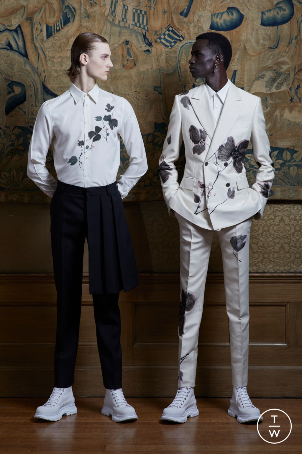 Fashion Week London Spring/Summer 2020 look 2 de la collection Alexander McQueen menswear