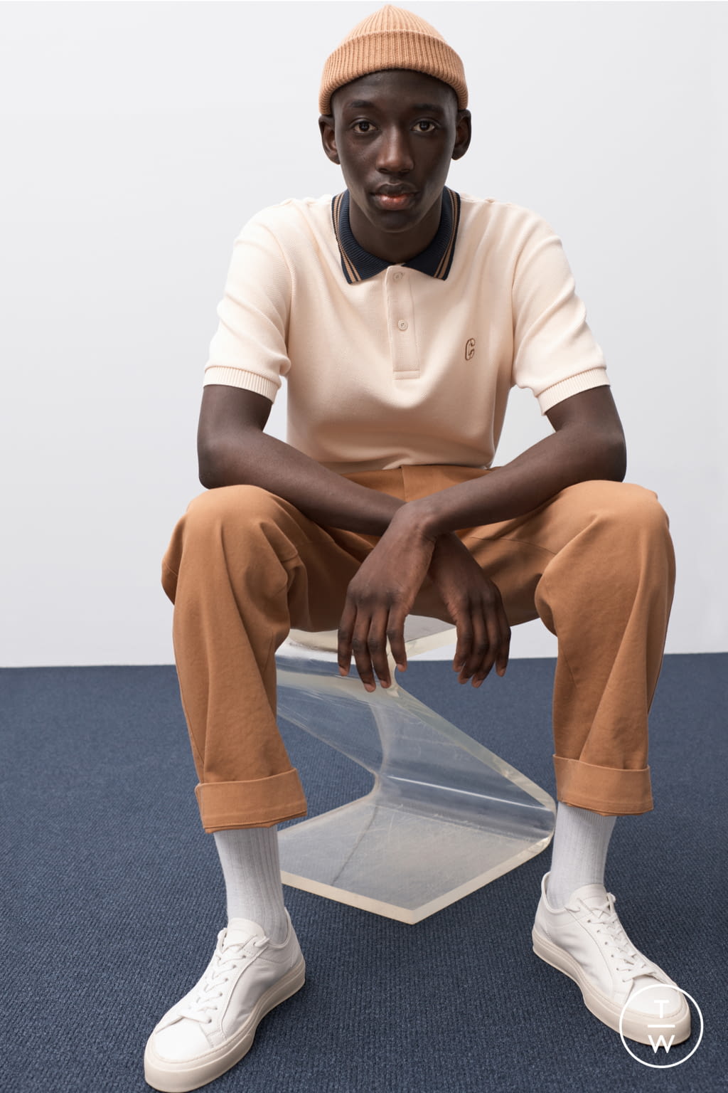 Fashion Week Paris Spring/Summer 2022 look 2 from the Closed collection menswear
