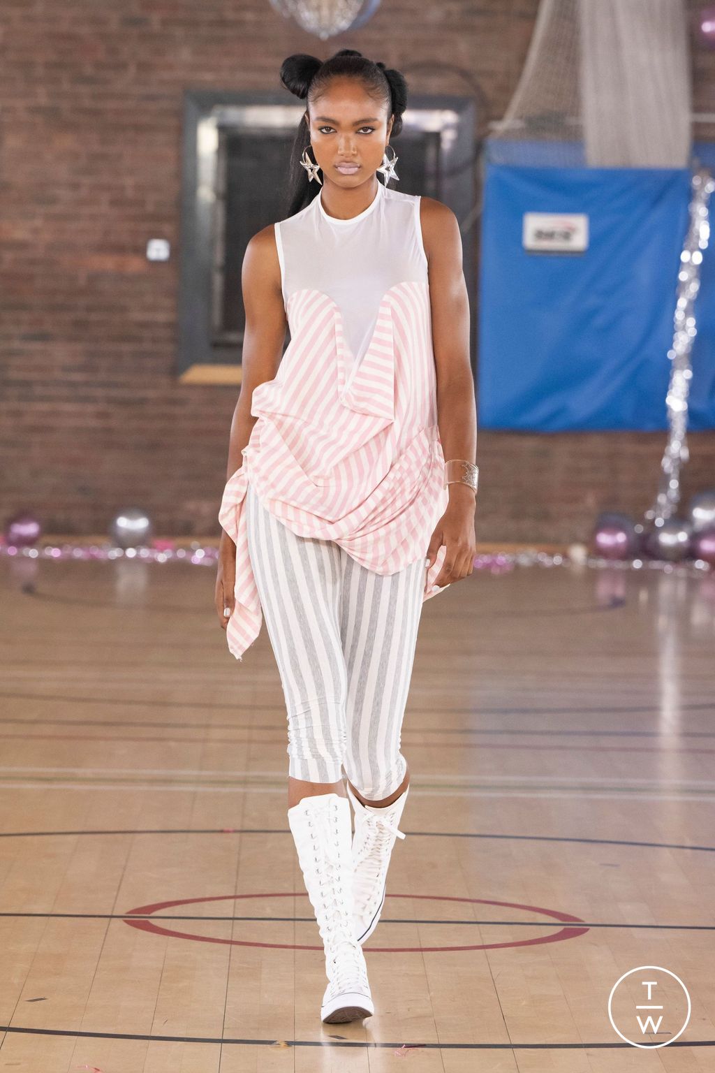 Fashion Week London Spring/Summer 2025 look 2 from the Sinead Gorey collection womenswear