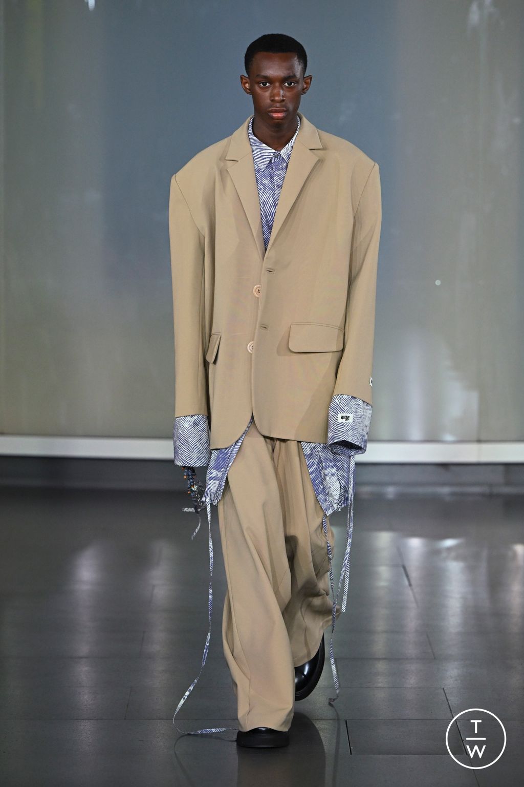 Fashion Week Milan Spring/Summer 2023 look 2 from the Dhruv-Kapoor collection menswear