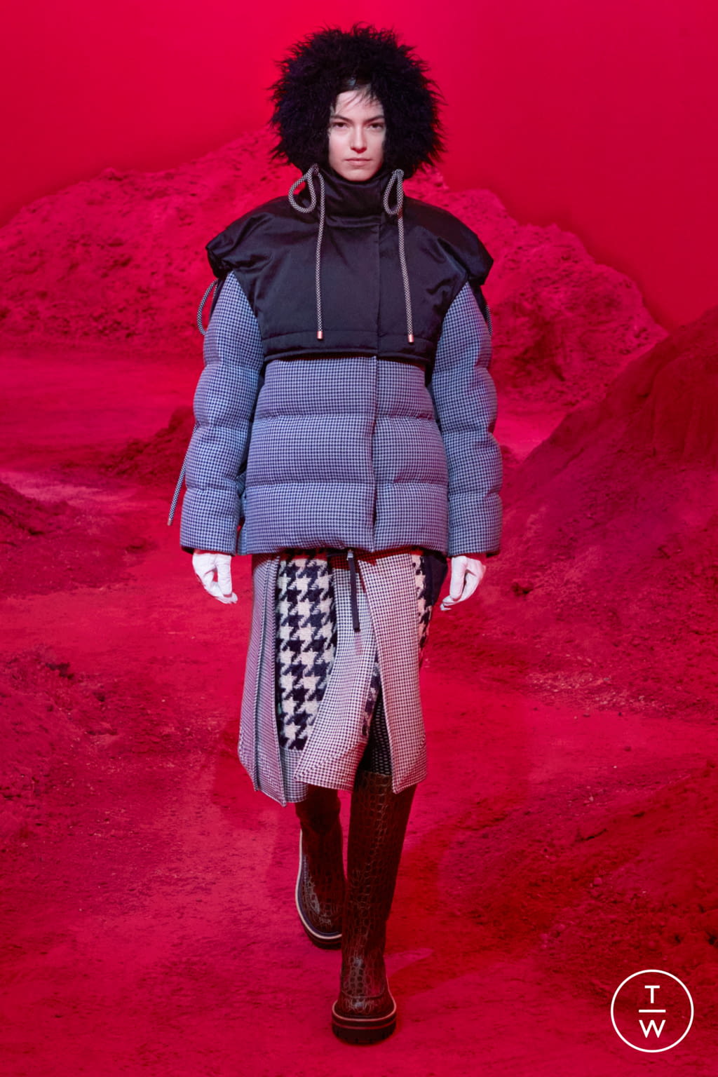 Fashion Week Milan Fall/Winter 2020 look 14 from the 2 Moncler 1952 collection womenswear