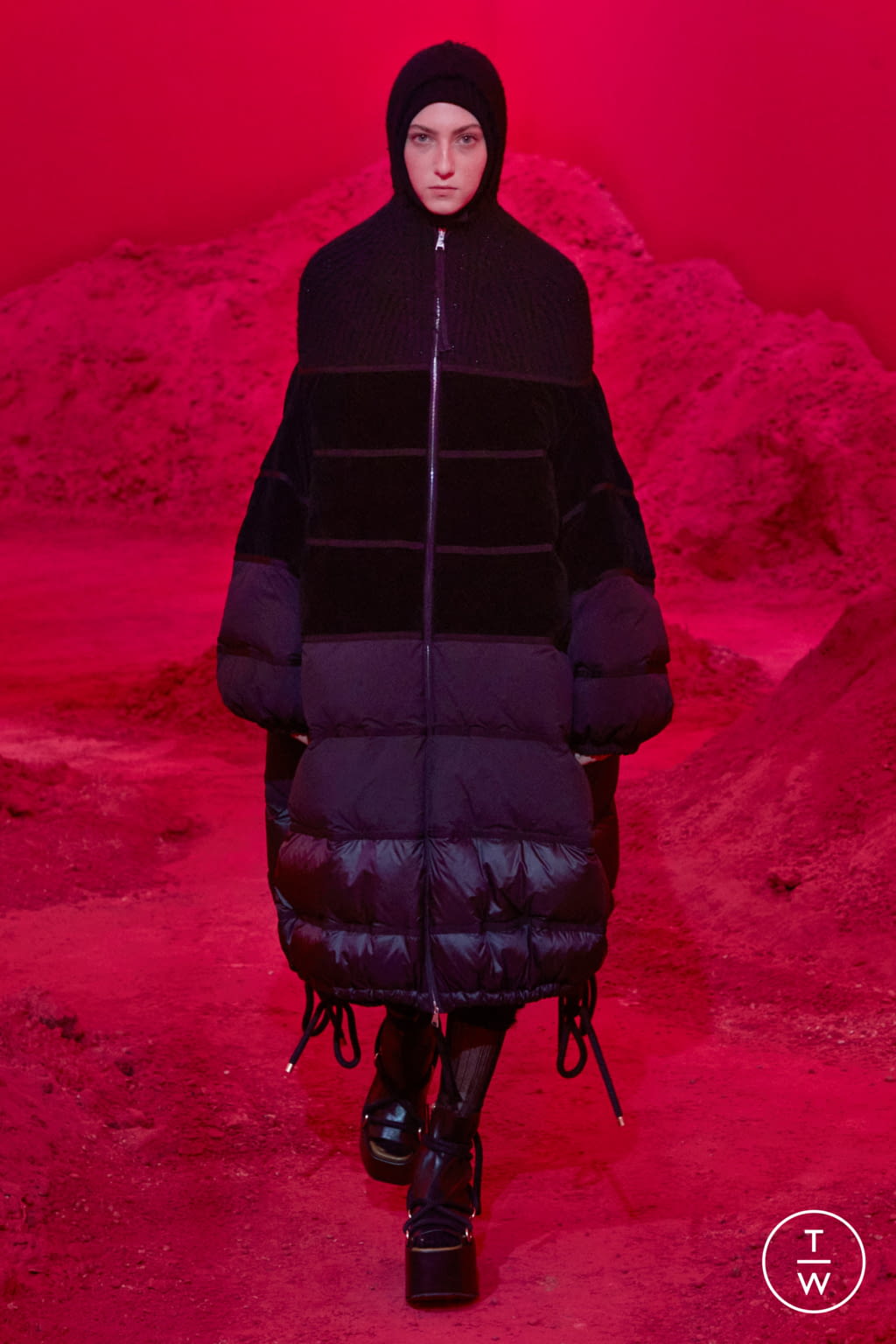 Fashion Week Milan Fall/Winter 2020 look 18 from the 2 Moncler 1952 collection womenswear