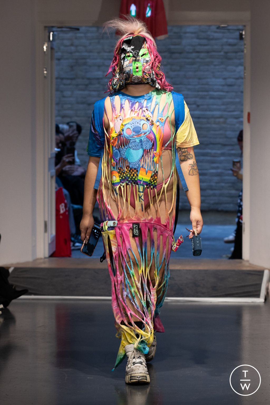 Fashion Week London Spring/Summer 2023 look 20 from the NOKI collection 女装