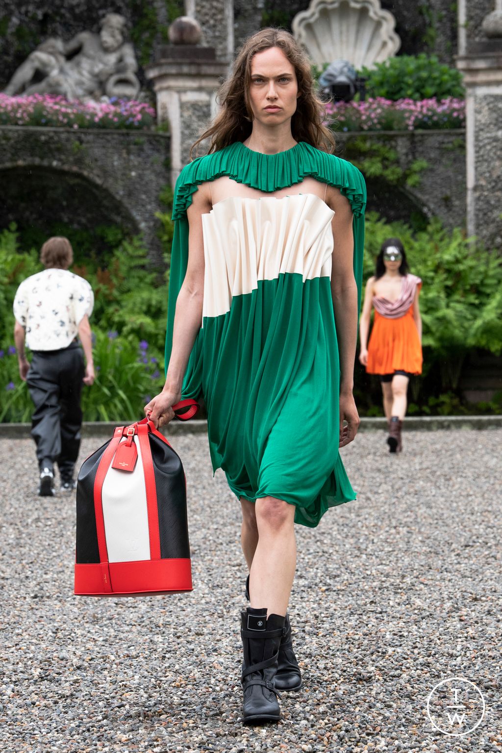 Fashion Week Paris Resort 2024 look 20 de la collection Louis Vuitton womenswear