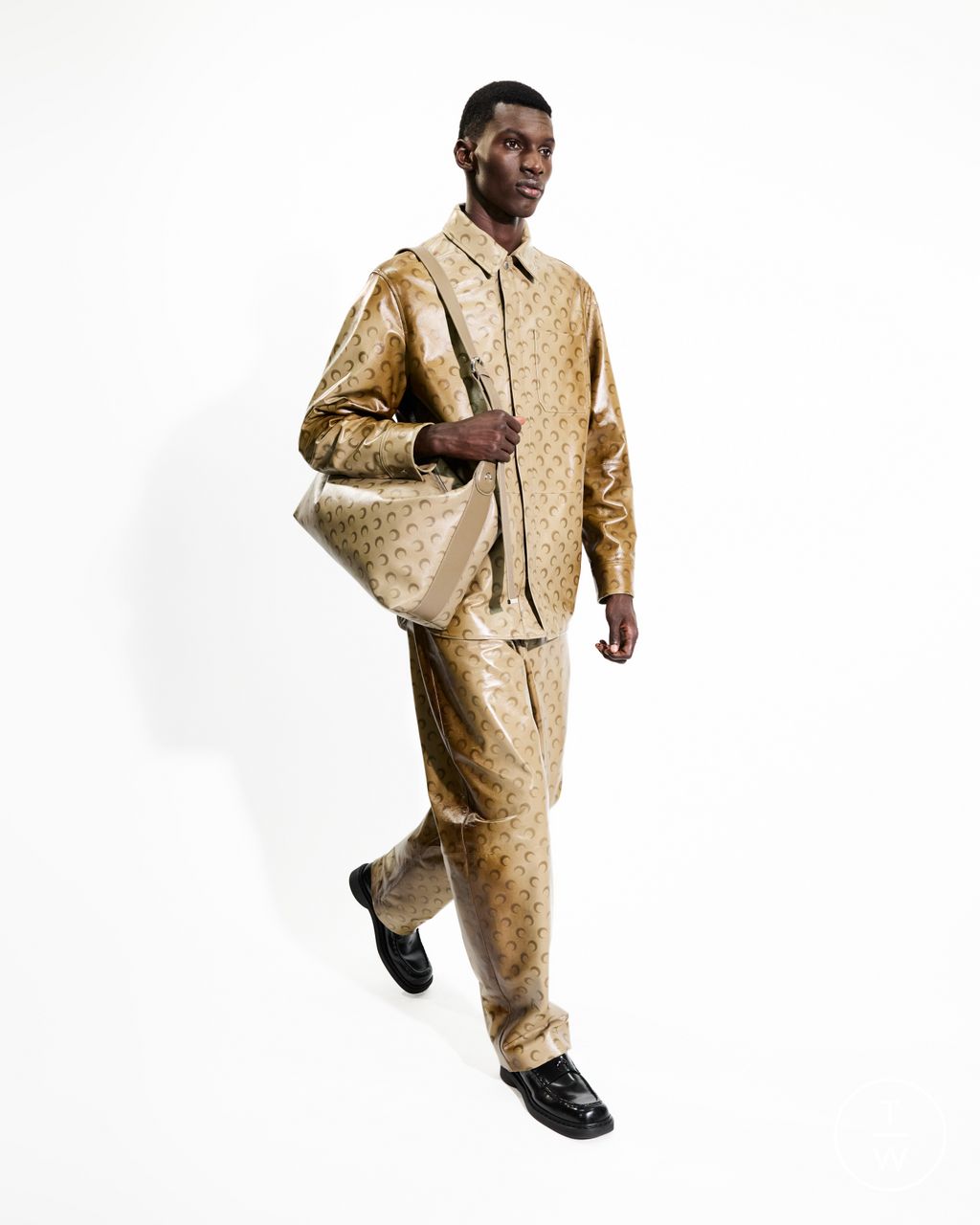 Fashion Week Paris Spring/Summer 2026 look 20 de la collection Marine Serre menswear