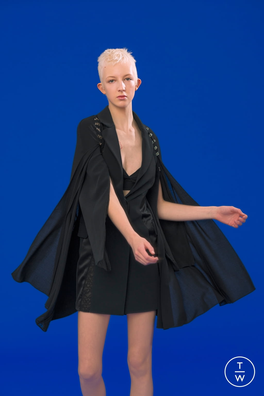 Fashion Week Milan Resort 2020 look 19 from the Antonio Berardi collection 女装