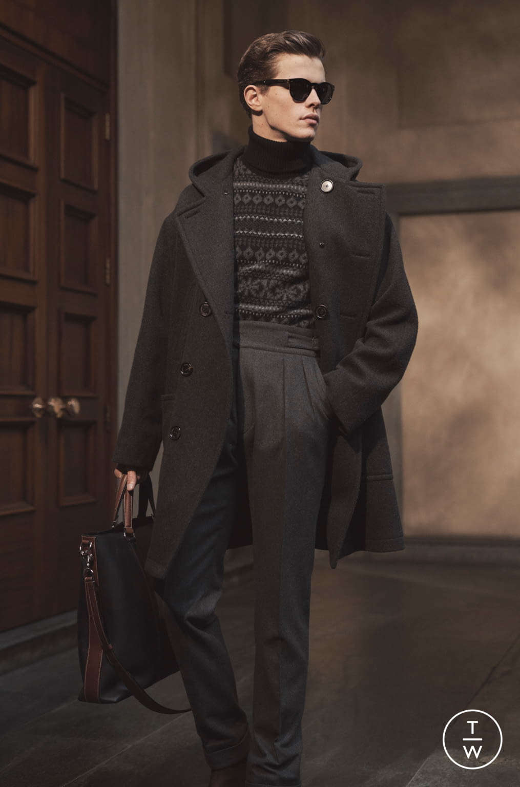 Fashion Week Milan Fall/Winter 2020 look 19 from the Ralph Lauren Purple Label collection 男装