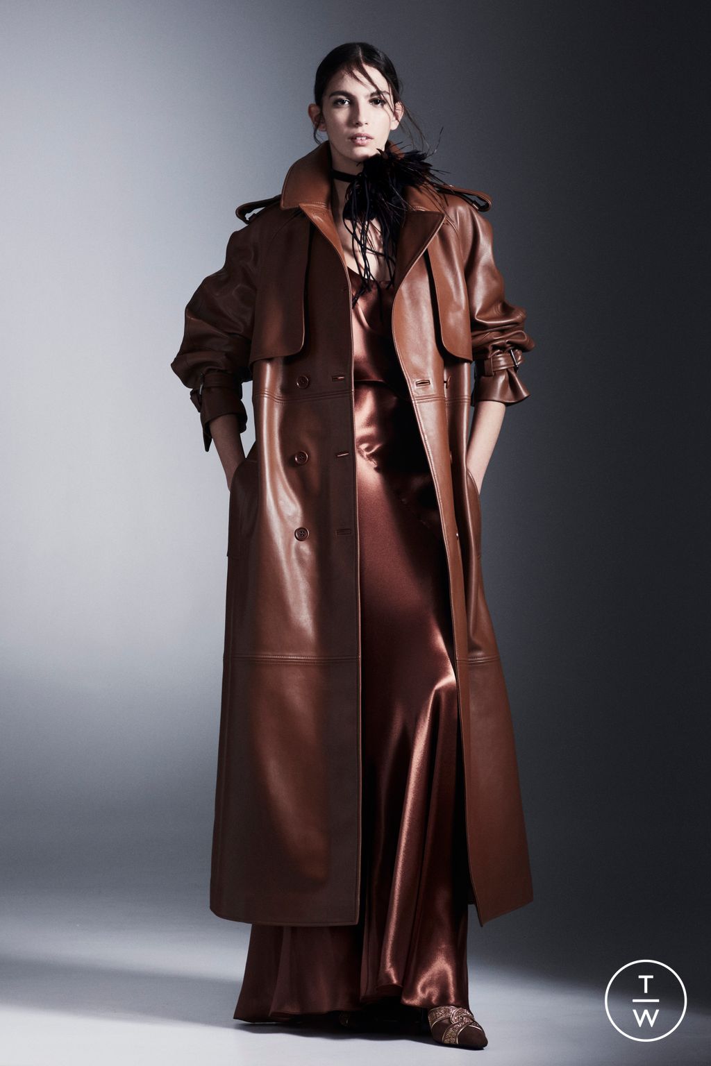 Fashion Week Milan Pre-Fall 2023 look 20 from the Alberta Ferretti collection 女装