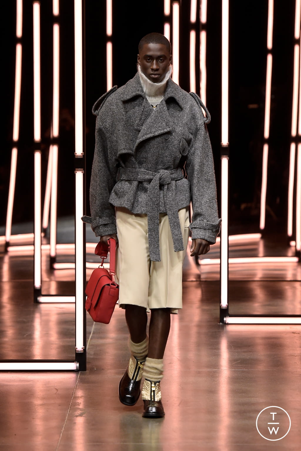 Fashion Week Milan Fall/Winter 2021 look 20 de la collection Fendi menswear