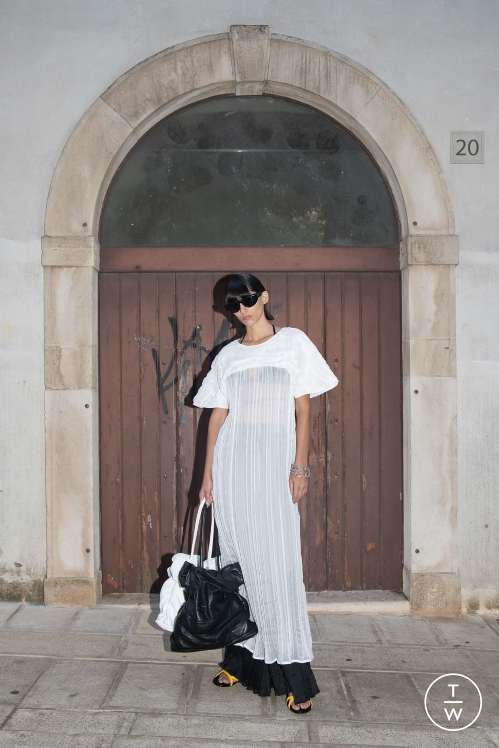 Fashion Week Milan Spring/Summer 2022 look 20 de la collection Vien womenswear