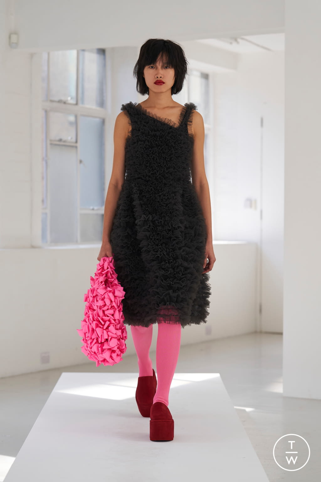Fashion Week London Spring/Summer 2021 look 25 de la collection Molly Goddard womenswear