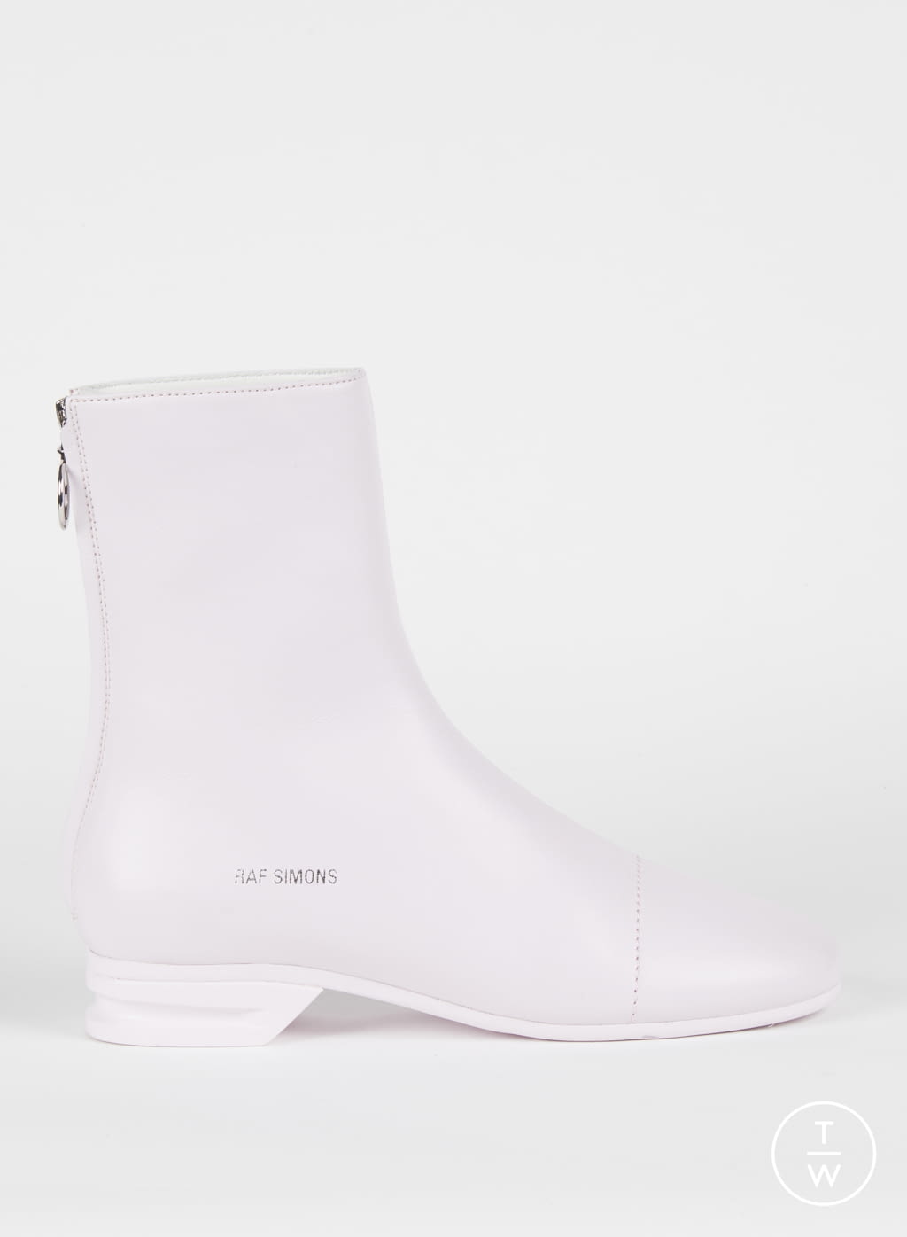 Fashion Week Paris Fall/Winter 2020 look 5 from the Raf Simons collection 男装配饰