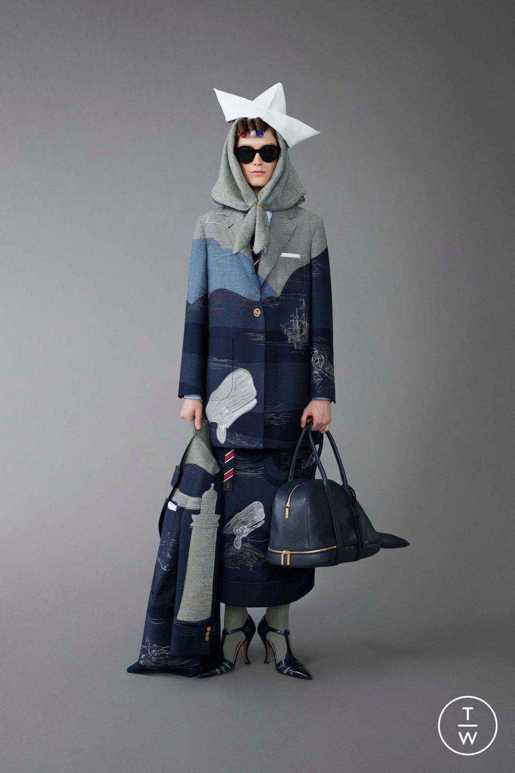 Fashion Week Paris Pre-Fall 2023 look 20 from the Thom Browne collection womenswear