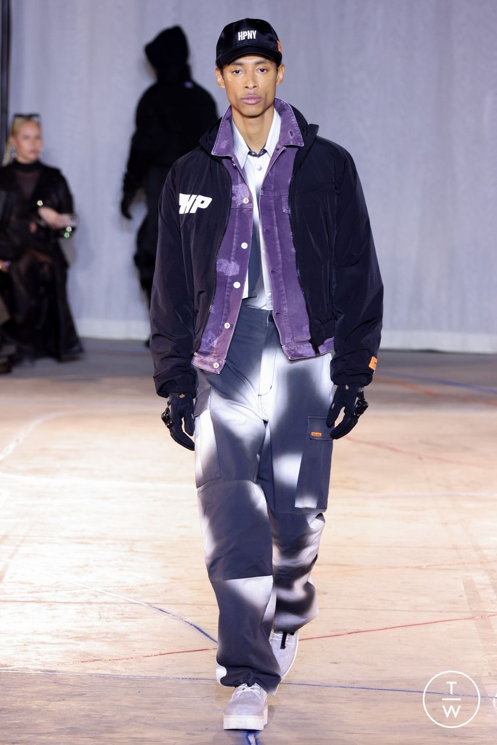 Fashion Week New York Fall/Winter 2023 look 6 from the Heron Preston collection 女装