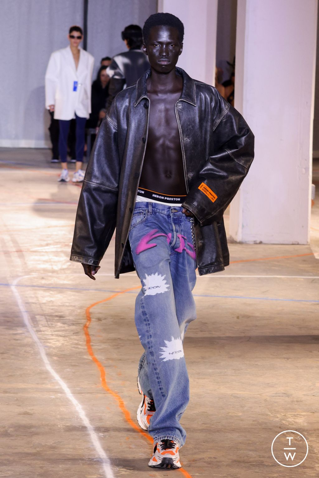 Fashion Week New York Fall/Winter 2023 look 35 from the Heron Preston collection womenswear