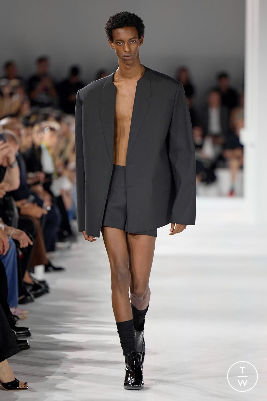 Fashion Week New York Spring/Summer 2024 look 25 from the WE11DONE collection womenswear