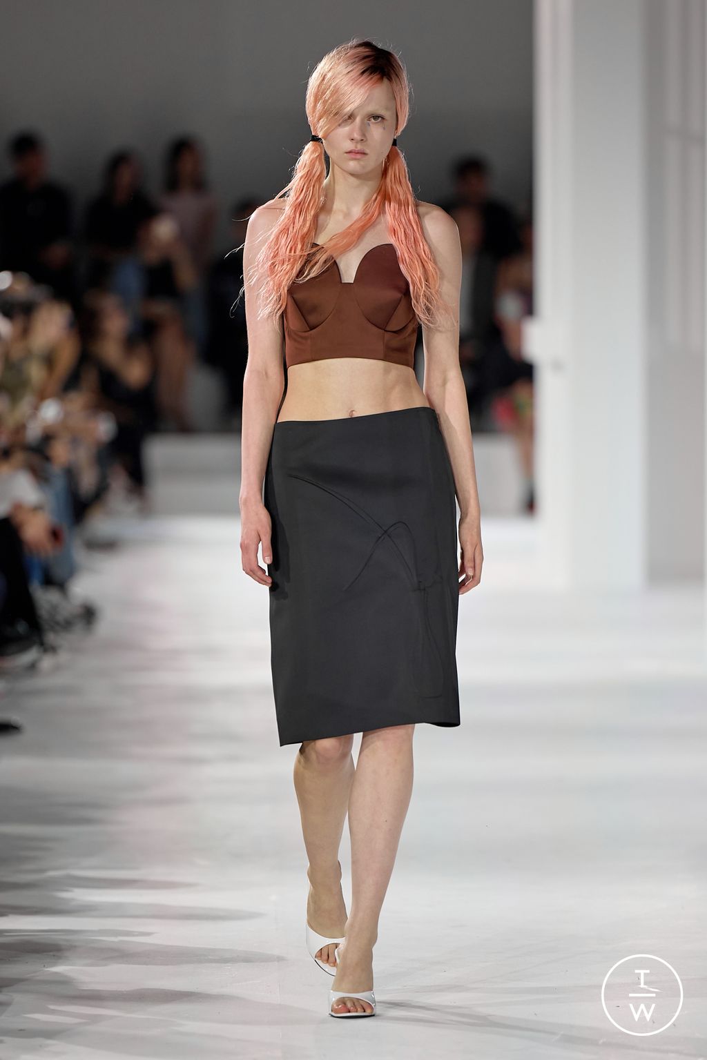 Fashion Week New York Spring/Summer 2024 look 29 from the WE11DONE collection 女装