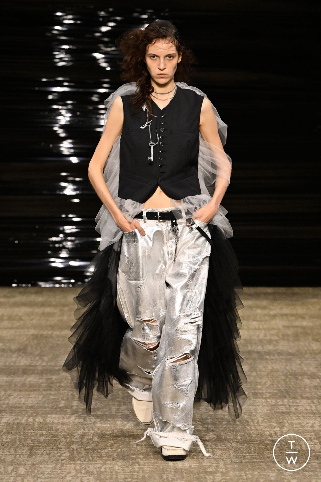 Fashion Week Paris Fall/Winter 2026 look 8 from the Kolor collection menswear