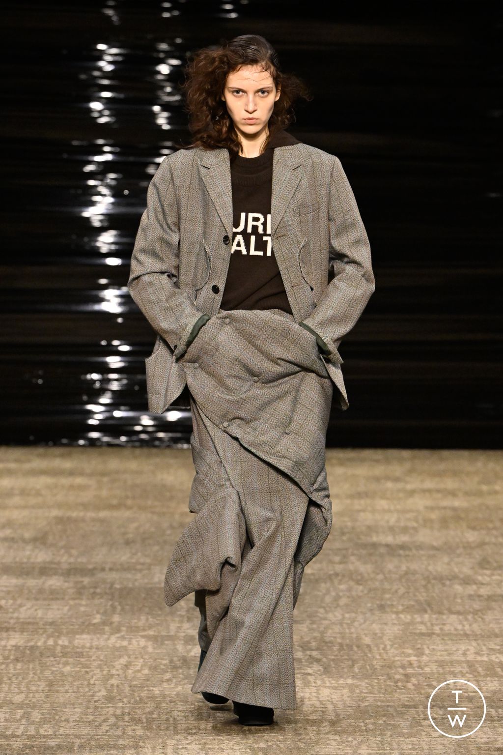 Fashion Week Paris Fall/Winter 2026 look 37 de la collection Kolor menswear