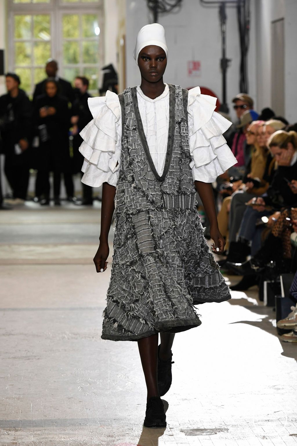 Fashion Week Paris Spring/Summer 2023 look 27 from the Anrealage collection 女装