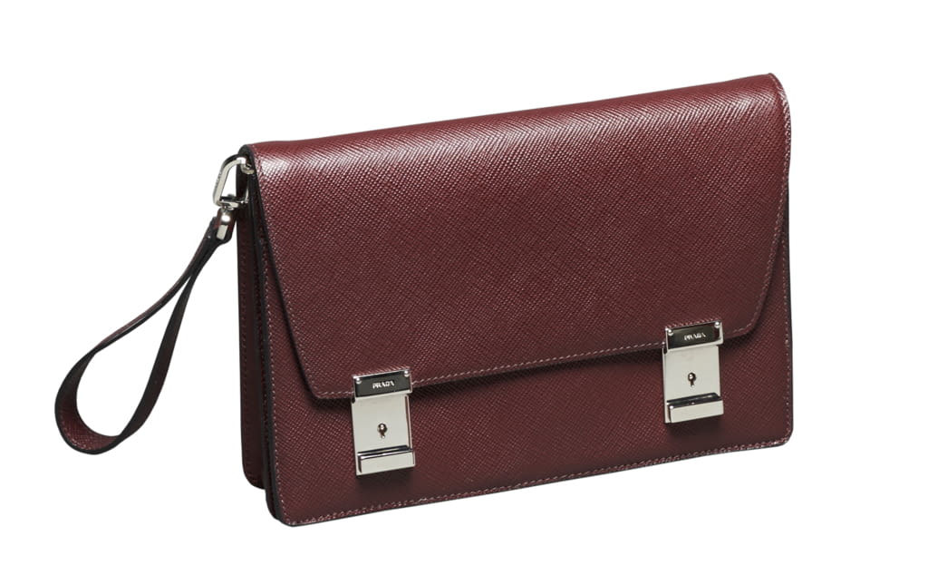 Fashion Week Milan Fall/Winter 2017 look 19 from the Prada collection menswear accessories