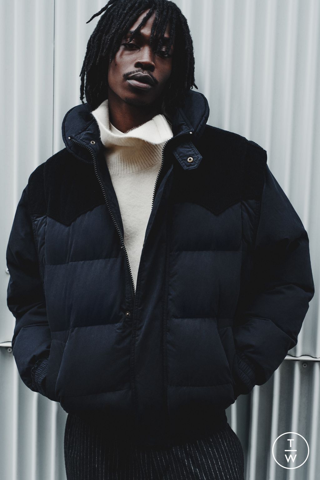 Fashion Week Paris Fall/Winter 2025 look 20 de la collection Isabel Marant menswear