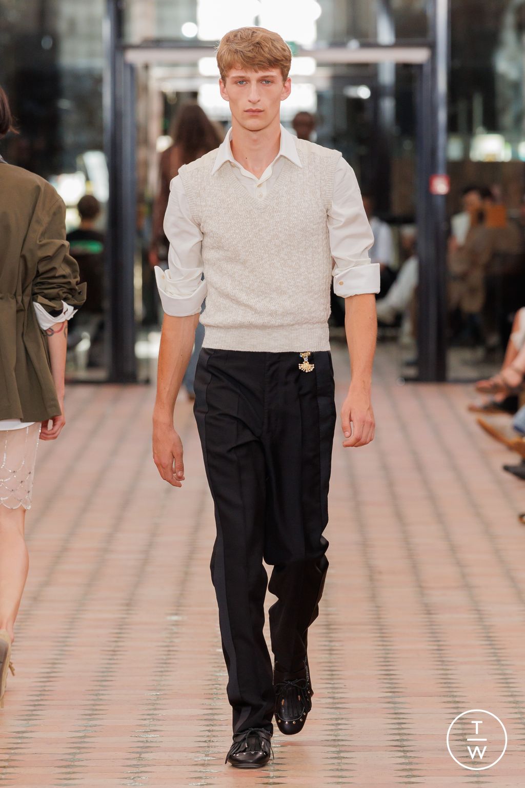 Fashion Week Paris Spring/Summer 2026 look 20 from the Wales Bonner collection menswear