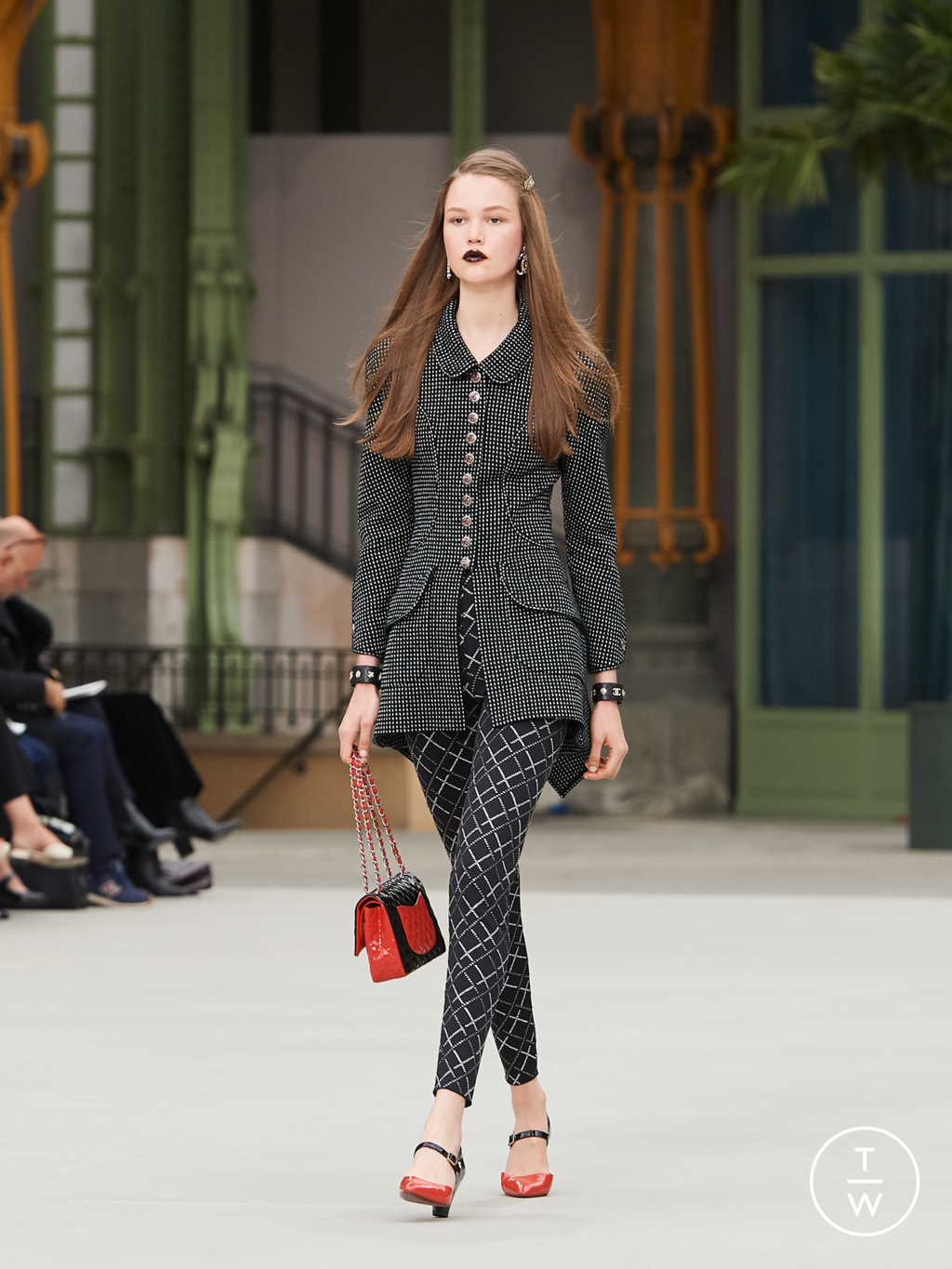 Fashion Week Paris Resort 2020 look 21 de la collection Chanel womenswear