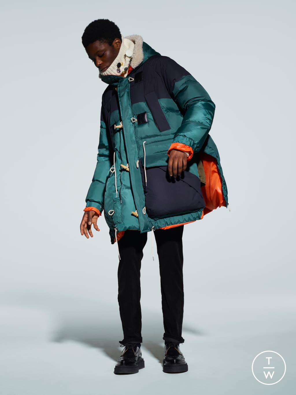 Fashion Week Paris Fall/Winter 2021 look 21 from the Sacai collection 男装