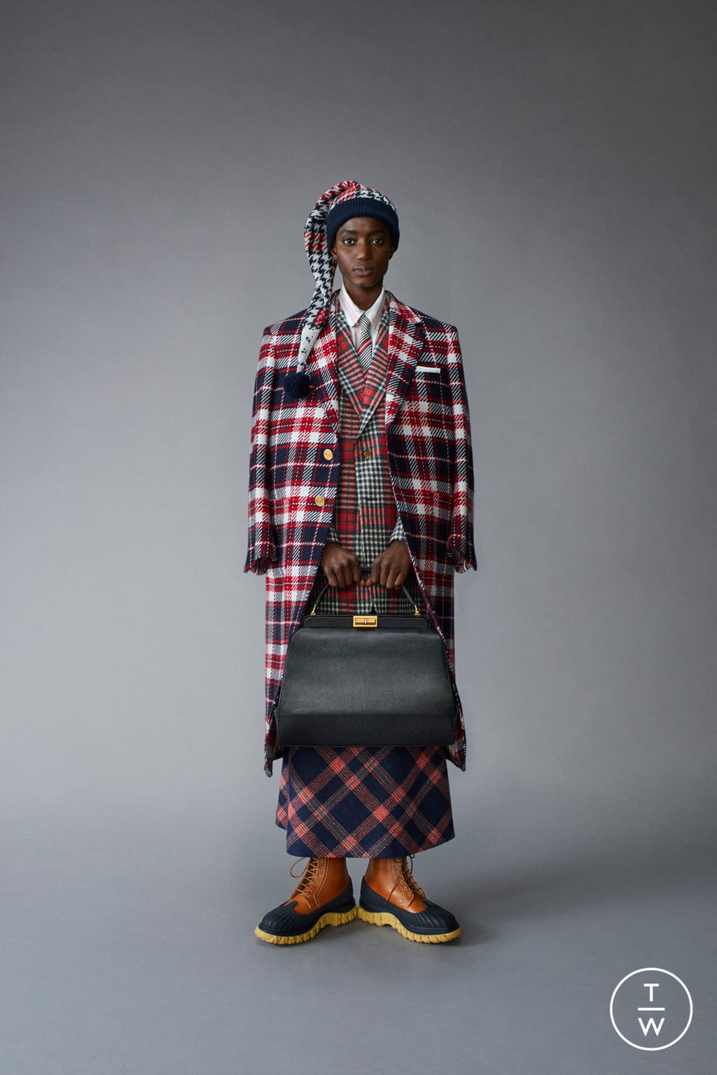 Fashion Week Paris Pre-Fall 2021 look 21 from the Thom Browne collection 女装