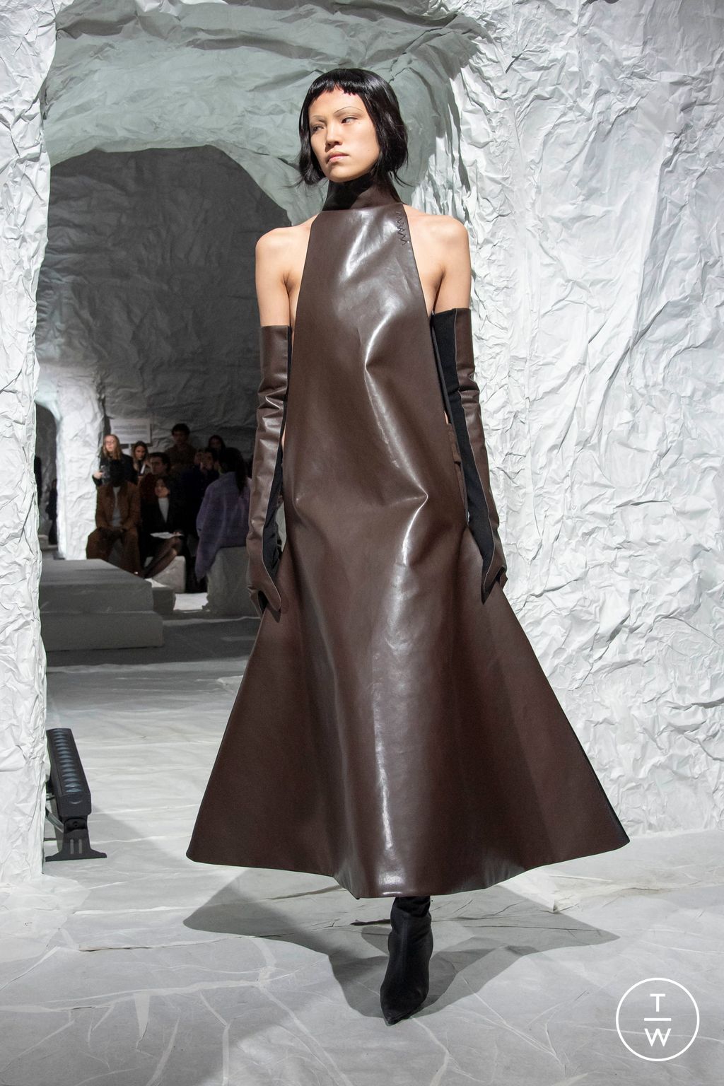 Fashion Week Milan Fall/Winter 2024 look 21 from the Marni collection womenswear