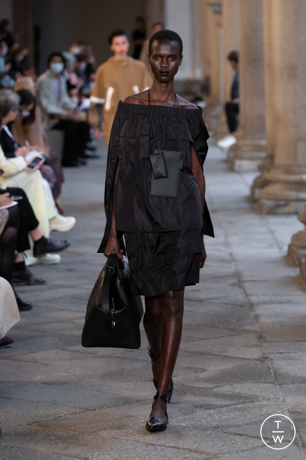Fashion Week Milan Spring/Summer 2021 look 21 from the Max Mara collection womenswear