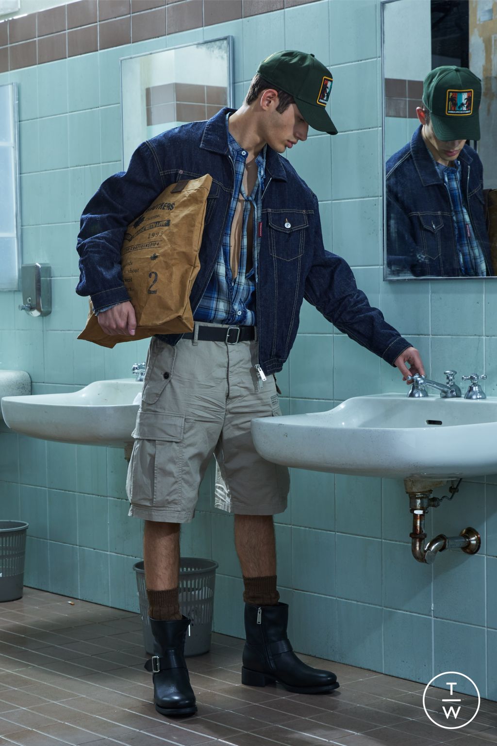 Fashion Week Milan Resort 2026 look 21 from the Dsquared2 collection menswear