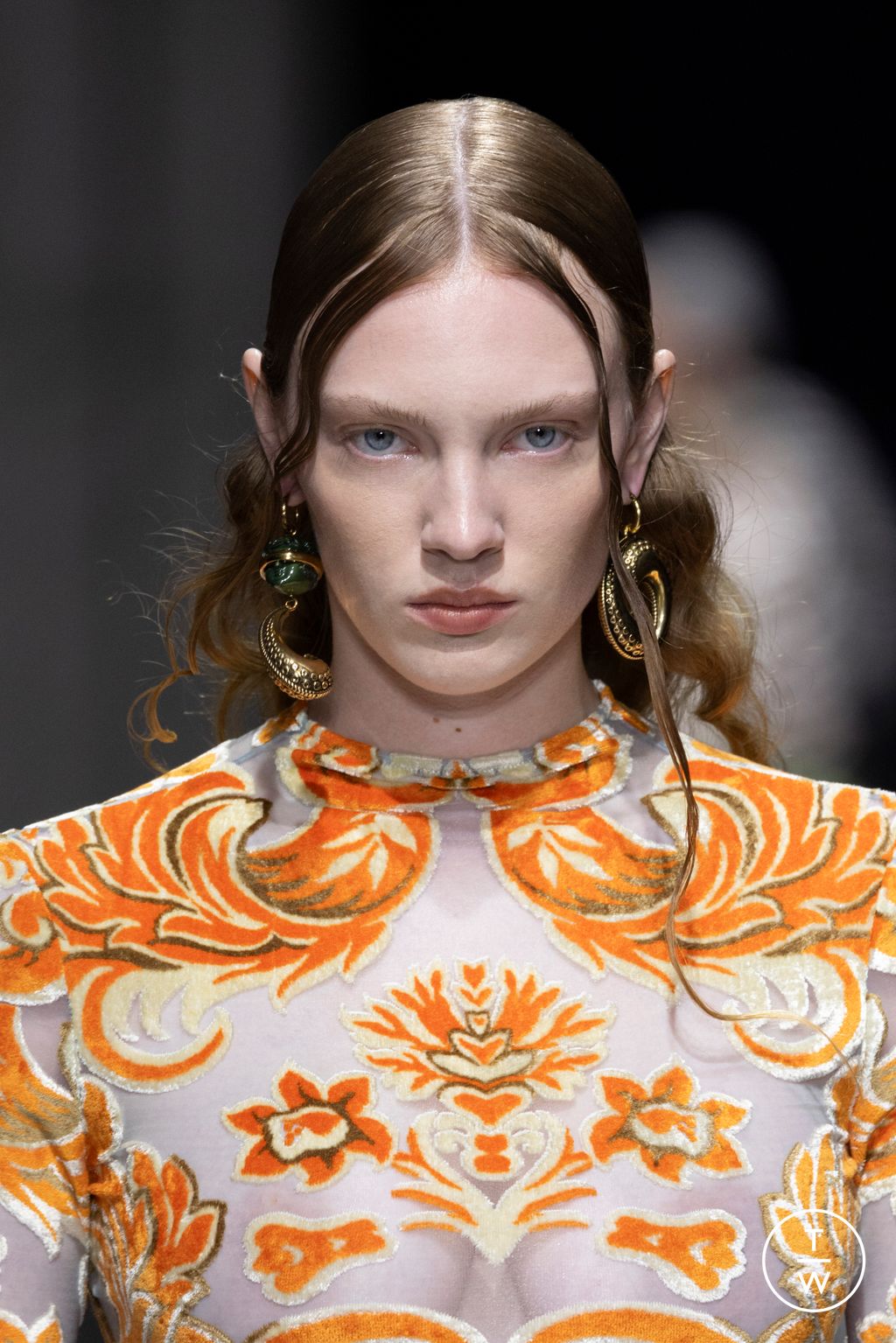 Fashion Week Milan Spring/Summer 2024 look 19 from the Etro collection womenswear accessories
