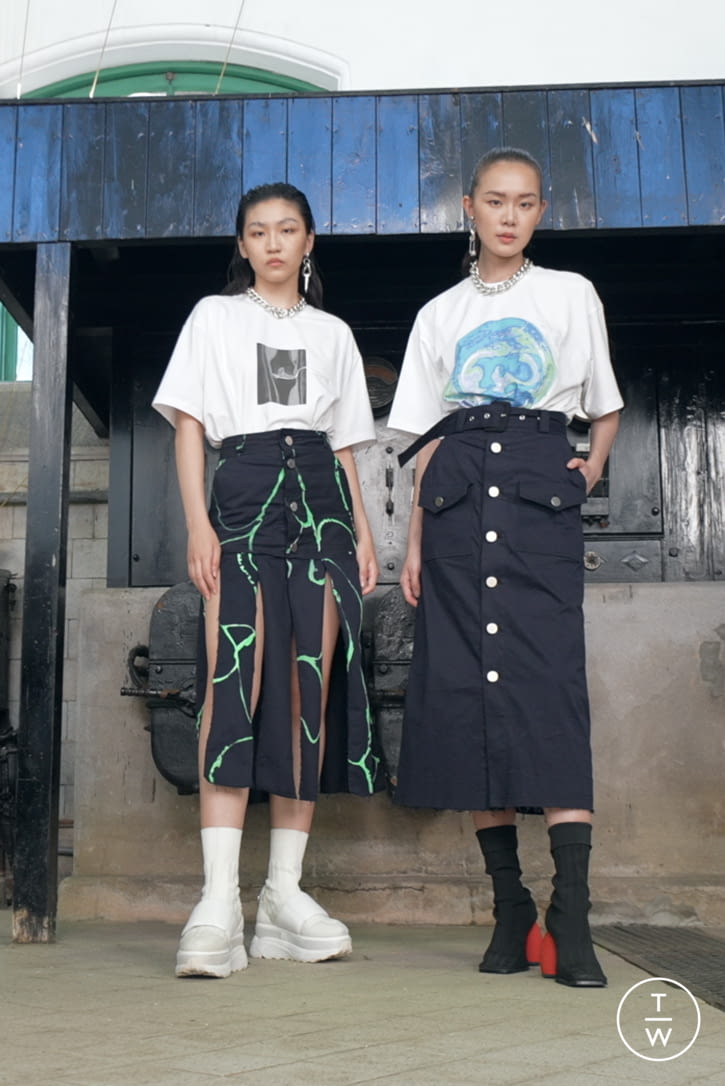 Fashion Week London Spring/Summer 2022 look 21 de la collection Jamie Wei Huang womenswear