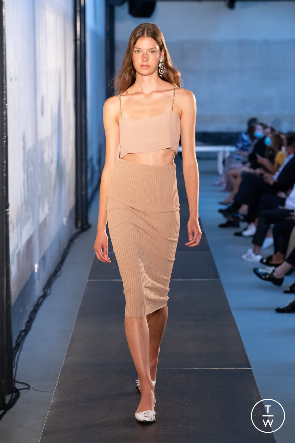 Fashion Week Milan Spring/Summer 2021 look 21 de la collection N°21 womenswear