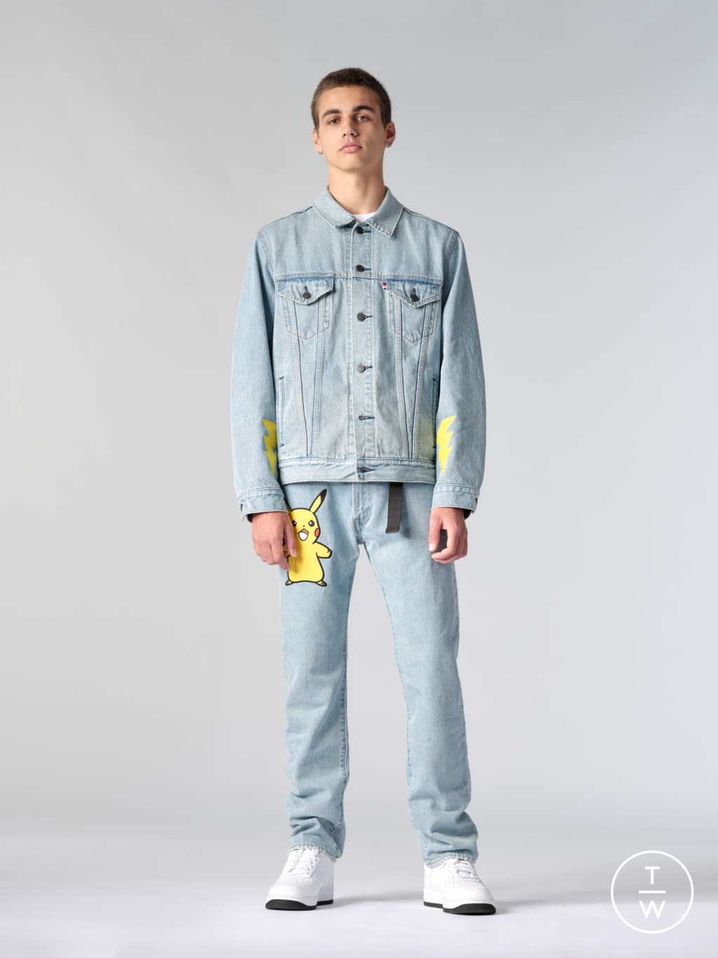 Fashion Week Paris Fall/Winter 2021 look 9 from the Levi’s® x Pokémon collection womenswear