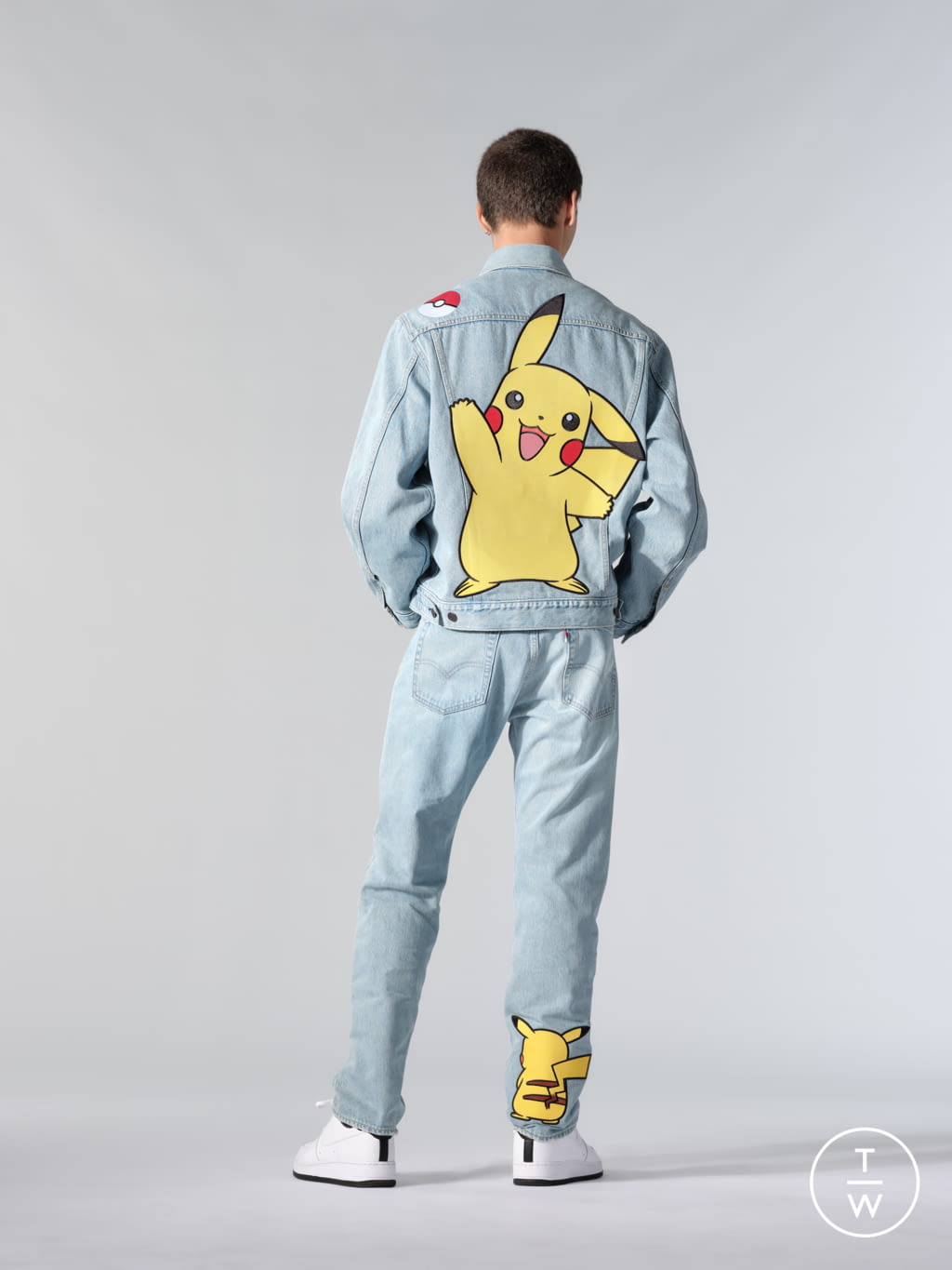 Fashion Week Paris Fall/Winter 2021 look 10 from the Levi’s® x Pokémon collection womenswear