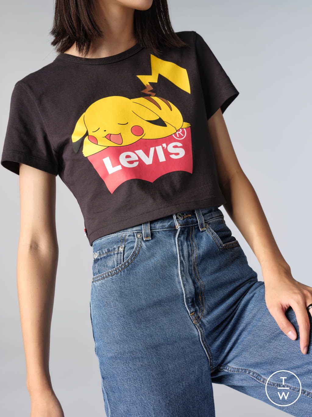 Fashion Week Paris Fall/Winter 2021 look 2 from the Levi’s® x Pokémon collection 女装