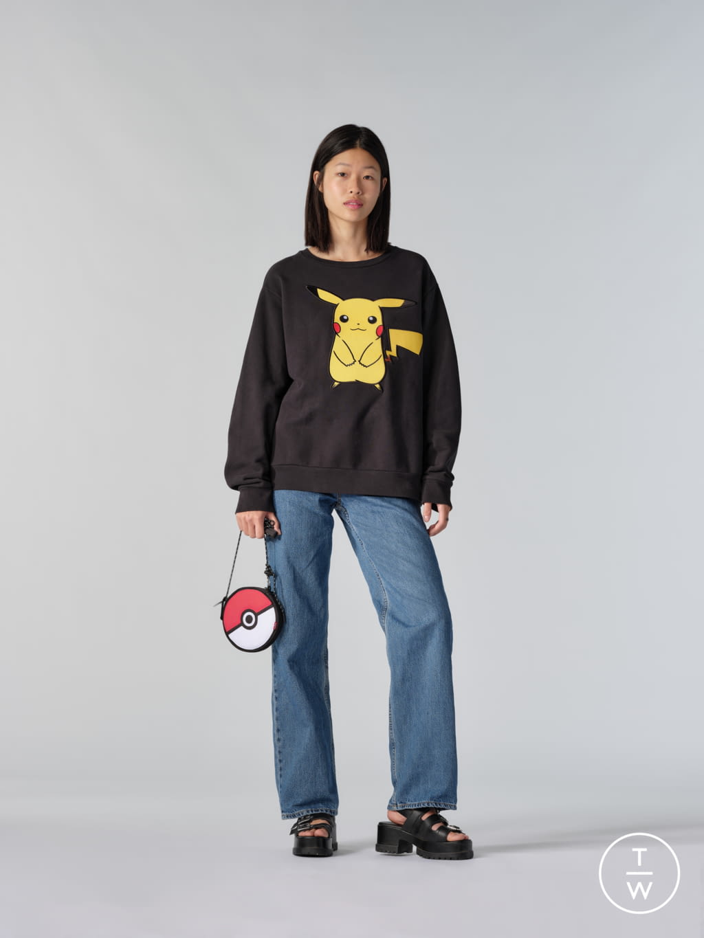 Fashion Week Paris Fall/Winter 2021 look 4 from the Levi’s® x Pokémon collection womenswear